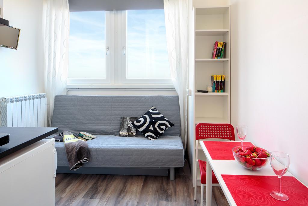 Federico Fellini Apartment Rimini Ngoại thất bức ảnh